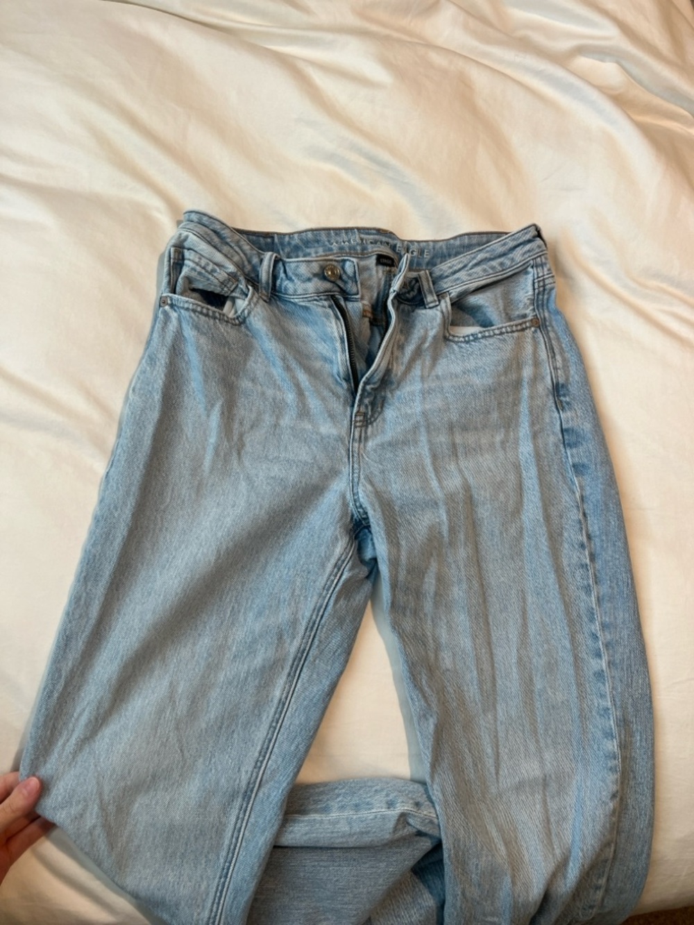 American Eagle Outfitters Light Blue Straight Leg Jeans (size 6 extra long)